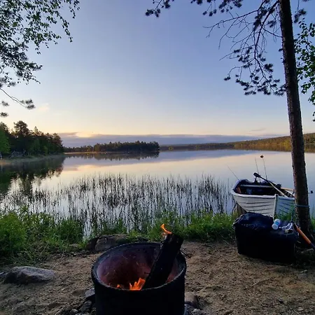 White Creek Wilderness Σαλέ Inari